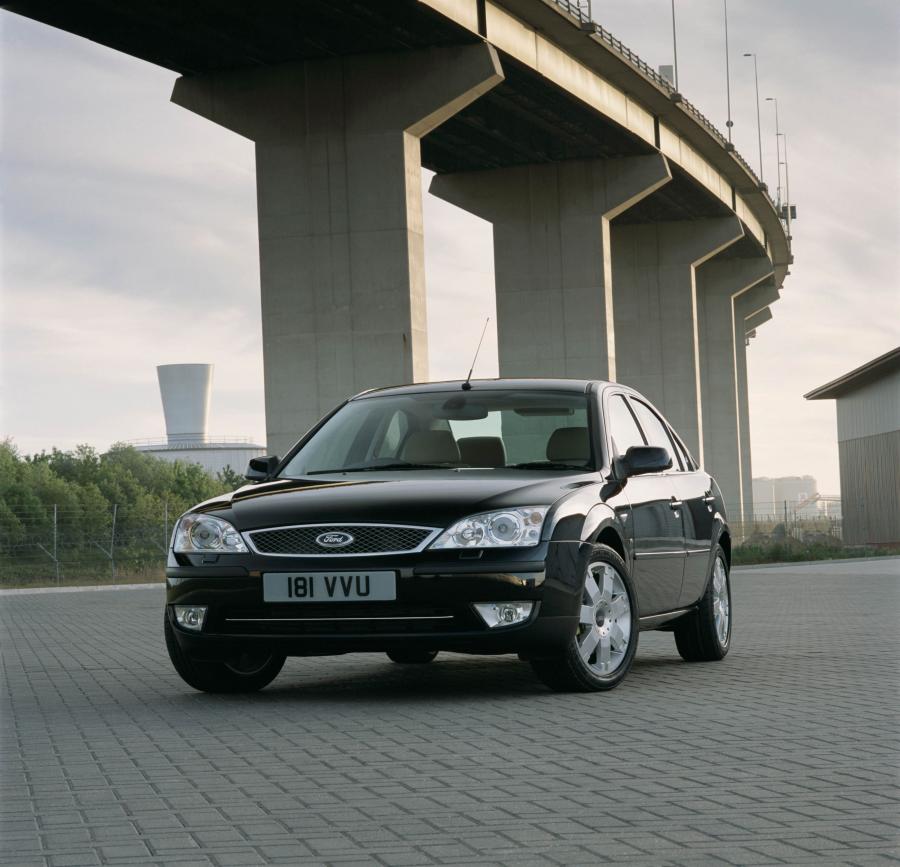  Ford Mondeo 2003 года  (фото 35 из 52)